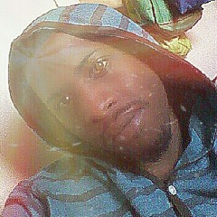 Sparks,Trillz,Money In That Order....Go Hard