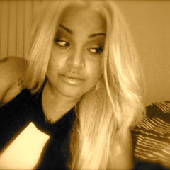 SING LIKE ME- GOLDIE
