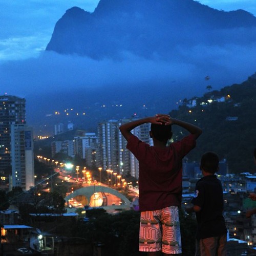 MT - SEQUENCIA DA ROCINHA 2013 LIGHT((DJ GIL DO BDC))((STUDIO BDC)) FODAAA