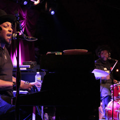 D'Angelo & ?uestlove LIVE at Brooklyn Bowl