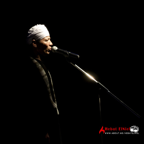 زين محمود - يبكي ويضحك