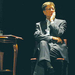 أنتظرها  - محمود درويش