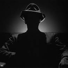 The Lurker (Creepy Electronic/Classical Music for Stalkers)
