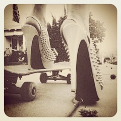 "Droppin it low" by Strickly Biniz