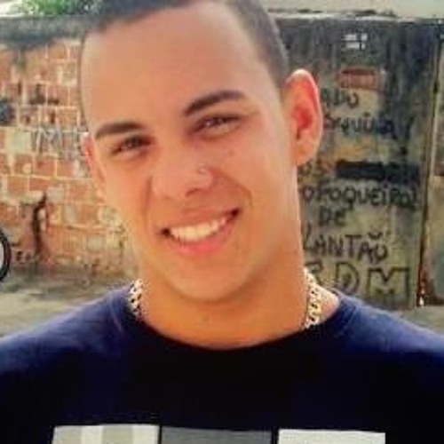 mc luanzinho mama o bonde todo djs chocomix e bruninho mc luanzinho mama o bonde todo djs chocomix e bruninho