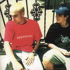 Tote King y Shotta - Mi Política (Zapatilla Rmx)