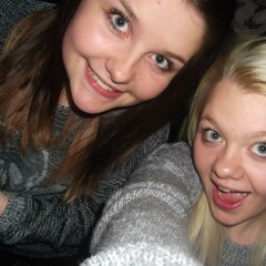 Lauryn- Use Somebody (Acoustic)