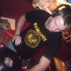 DJ Bendy - DIRTY STINKING BASS MIX 2013 (320kbs download link in description)