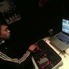 ＤｊＳｈｕＮ - Floorfilla -宇宙之愛 Kosmiklove-2013 Remix