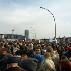 David Hasselhoff at Berlin Wall