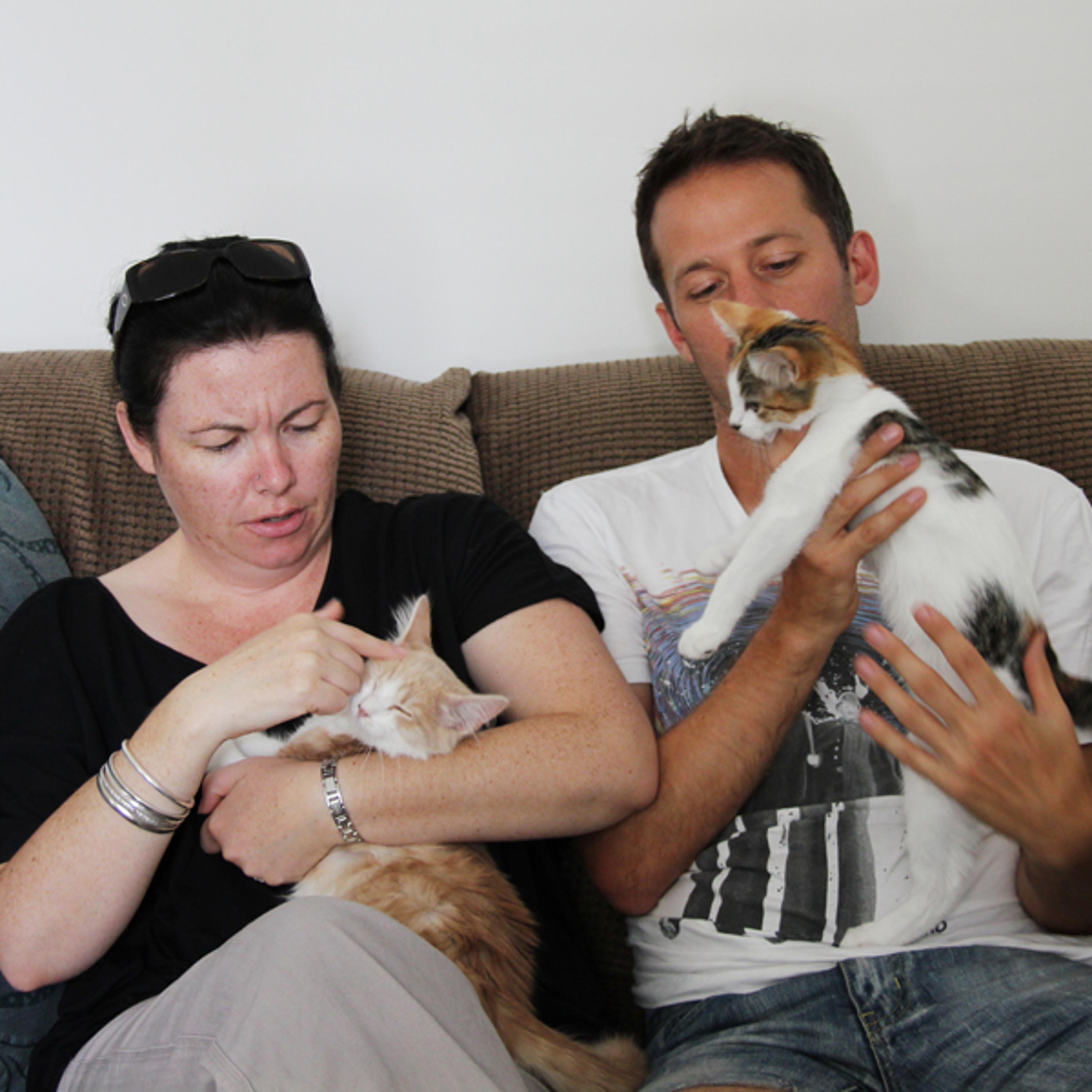 Jeff and Kate: Cleo bachelor vs Kate's husband