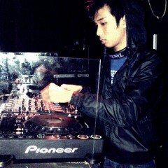 RR.AKHIRNYA KU MENEMUKANMU