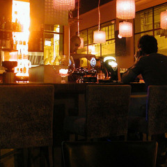 Me Encuentro Solo En El  Bar Elied Bajari ( Prod.Elied Bajari)