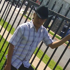 grupo legitimo el muchacho alegre grabado en mi gallinas tx.mp3