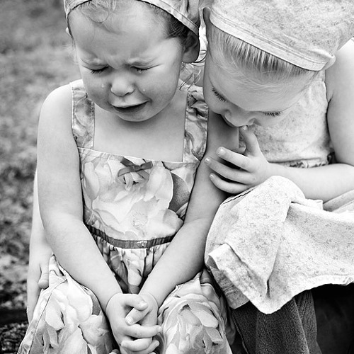 وين ايامنا وين راحت بغمضت