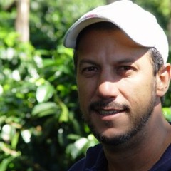 In Conversation: Blue Bottle and Graciano Cruz