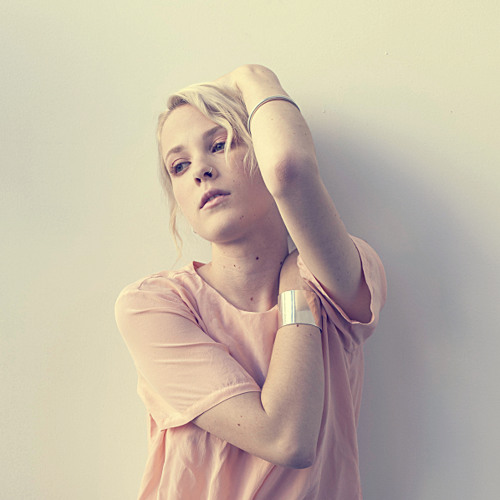 Emma Louise - Tessellate (Alt-J Cover)