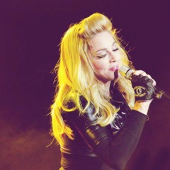 Madonna - Papa Don't Preach ( MDNA Tour )