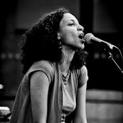 رباعيات شجر التوت (العمر) - مريم صالح