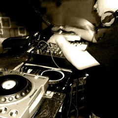 DJ.Noiserr-Tidy Lovstruck Girlz( Dj.Networ-X Bootleg 2013)