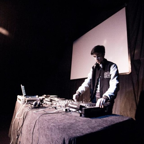 Javi Row @ Deep Sounds Set (Deep & Techno House 2013 Live Mix)