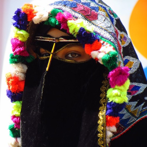 قل للمليحة في الخمار الاسود - فرقة وسط البلد