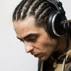 Raymzter-Begonnen op de bodem