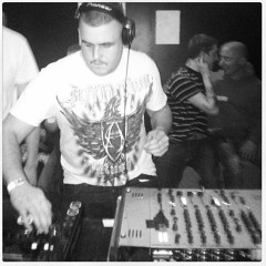 DJ RE-FORM ON TOXIC SICKNESS RADIO | HARDCORE SET | SHOW #4 | 1ST APRIL 2013