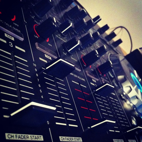 Jacking House Mix 1st April 2013