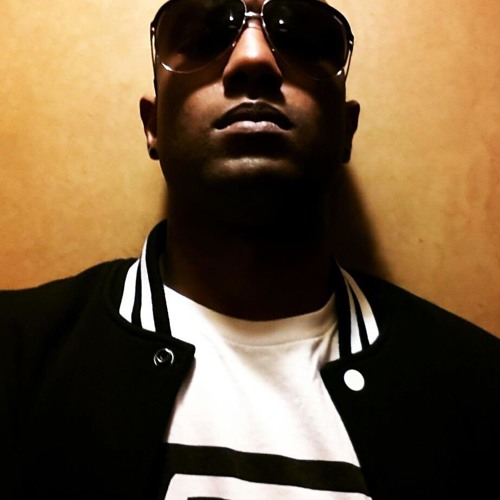 Mac Peretti Ft. The Jinx : Move Sumthin Remix '05