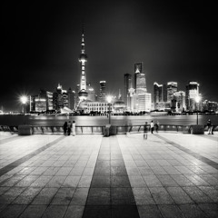 يزن الروسان. عياط ف لمطار