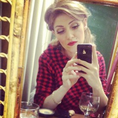 NEW YORK - LISA HART