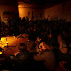 Tiny Ruins - Feathers Live // Somewhere In Munich