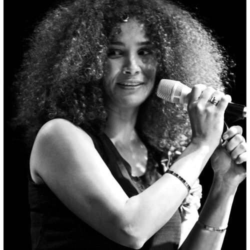 غالية بنعلي: مغنيّة تونسيّة فريدة الأسلوب