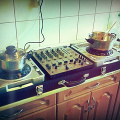 Pryda vs. Dire Straits - Glimma For Nothing (Dizko Theory Intro Bootleg)