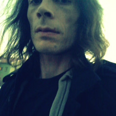 Heidi, du låter bli att vara barn