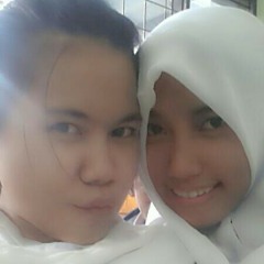 Apa Salahku @rishaamlw @claraarabellar Accoustic at 12 ipa a smanli