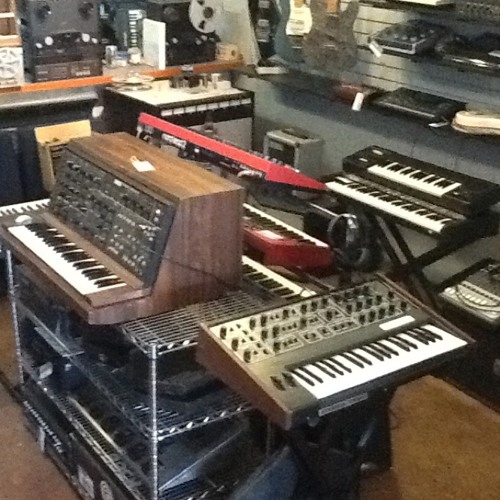 Korg PS-3100, Sequential Circuits Pro-One and Roland RE-201 Space Echo at Switched On