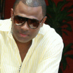 Live your life Mr steve feat Rihanna