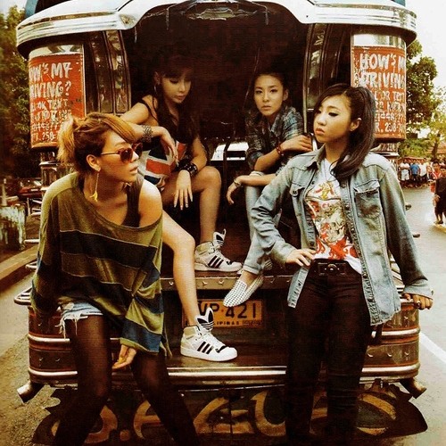 2NE1 (TEMPO MIX)