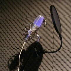 The kitchen song (Feat. Trashy White)