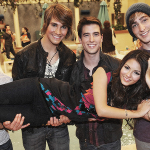 Stream Big Time Rush Victoria Justice I Knew You Were Trouble Taylor Swift Cover By Katymaslow