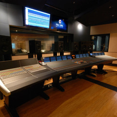 TAY She say she want to ride with me