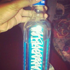 Just Lettin Yall Know My Birthday In JUNE (26) BYOBOTLLE & BYOBLUNT :) #TURN DOWN FUHH WHAT  at Lowkey in my room