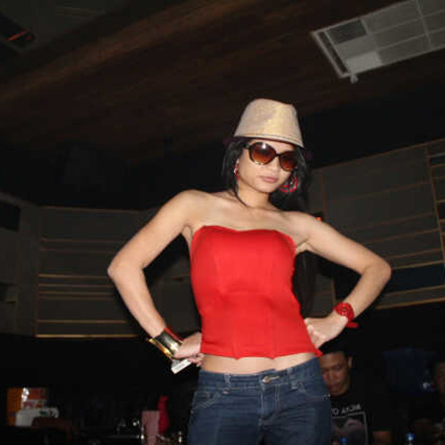 DJ Nadhya Cello House To Progressive Mix