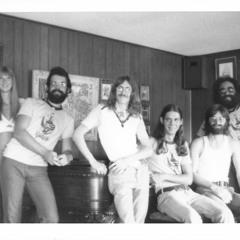 Medley: Eyes of the World, That's Alright Mama, Cumberland Blues