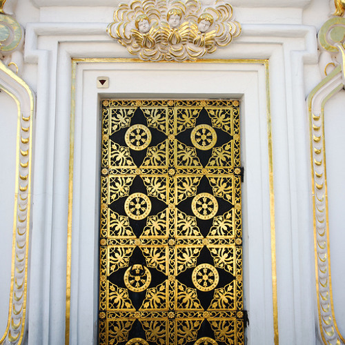 Gold Runner$ (Prod. By Matt We$t & EPiC STEEzE)