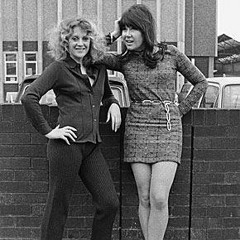 Kassy Friends UK NL Yemedia