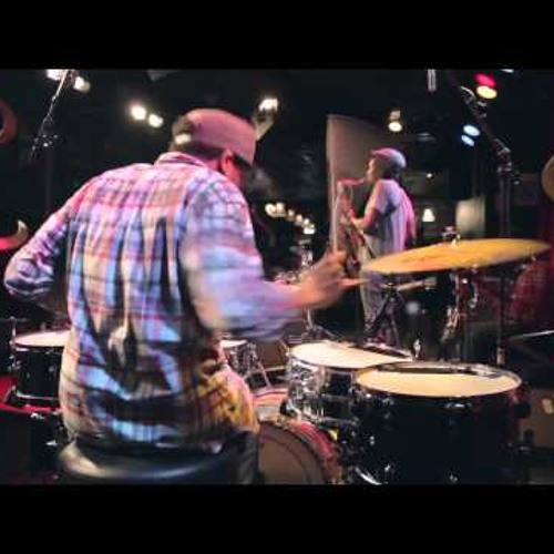 Chris Dave & The Drumhedz 11/18/12 London @ Jazz In The Round