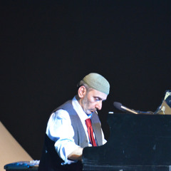 Ziad Rahbani - Ana Mosh Kafer - Cairo Jazz Festival 2013  - انا مش كافر